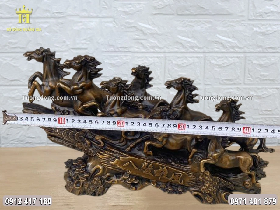 Tượng ngựa có chiều ngang 41Cm